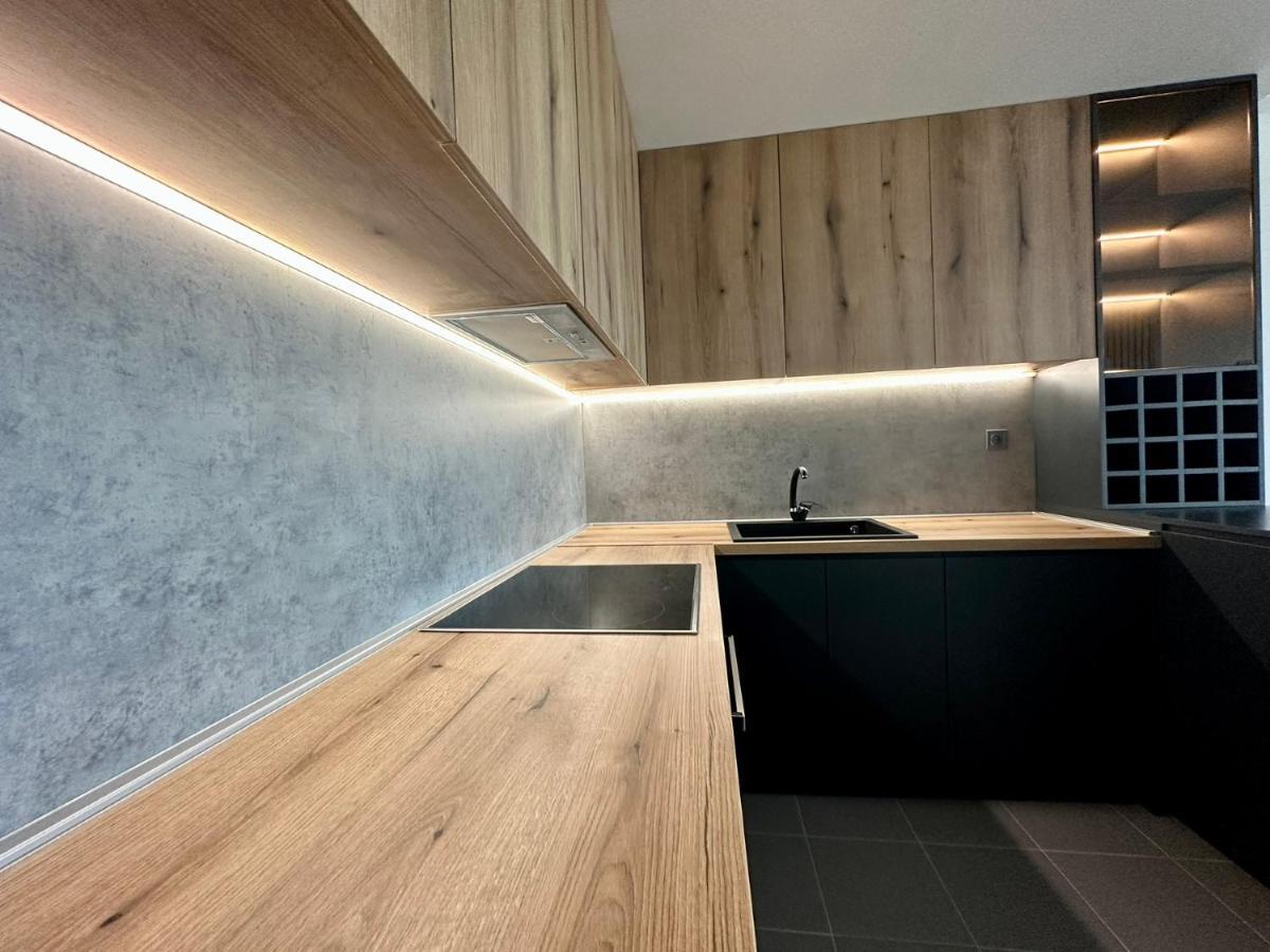 Apartamento Cevahir City Life Exclusive Skopie Exterior foto